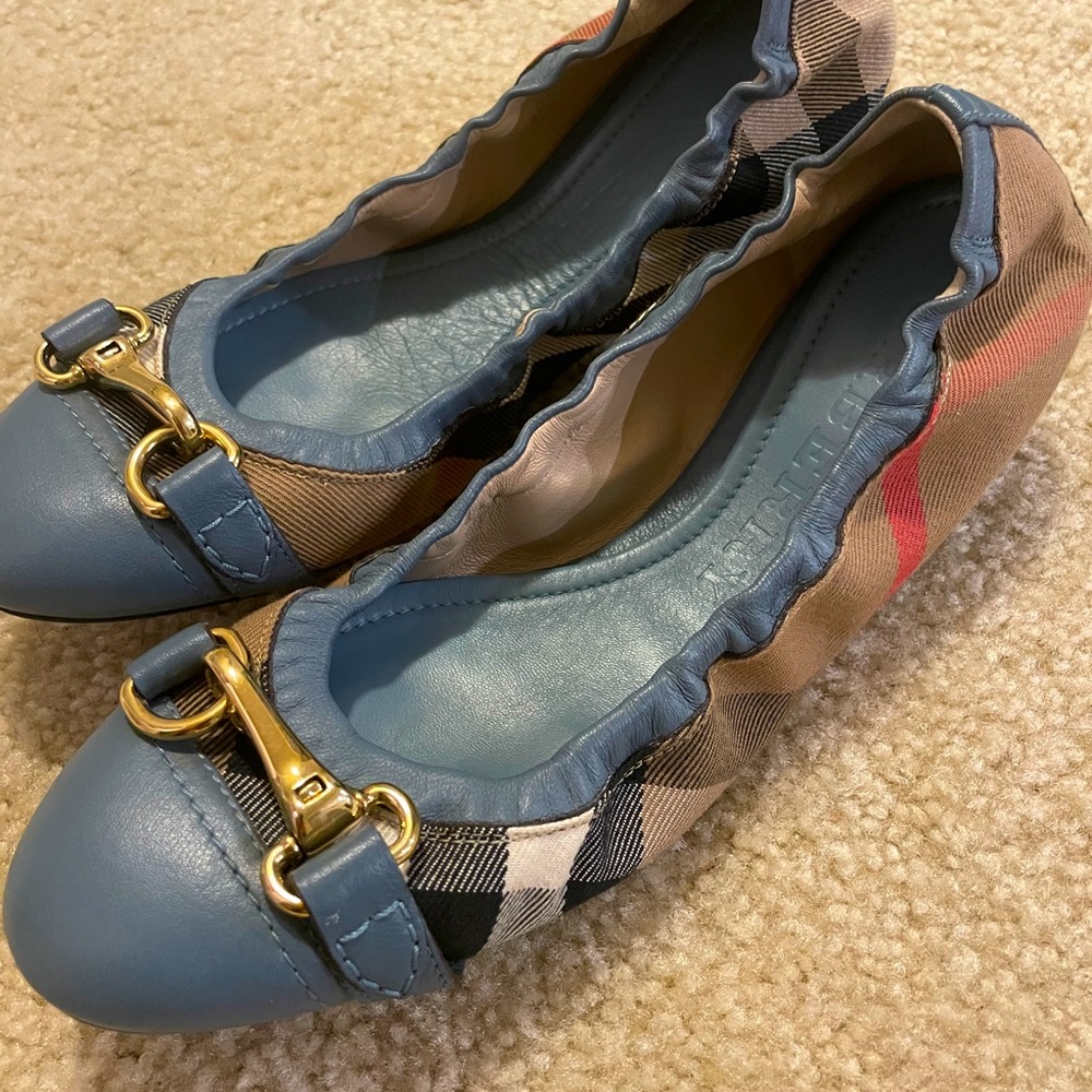 Burberry shoes